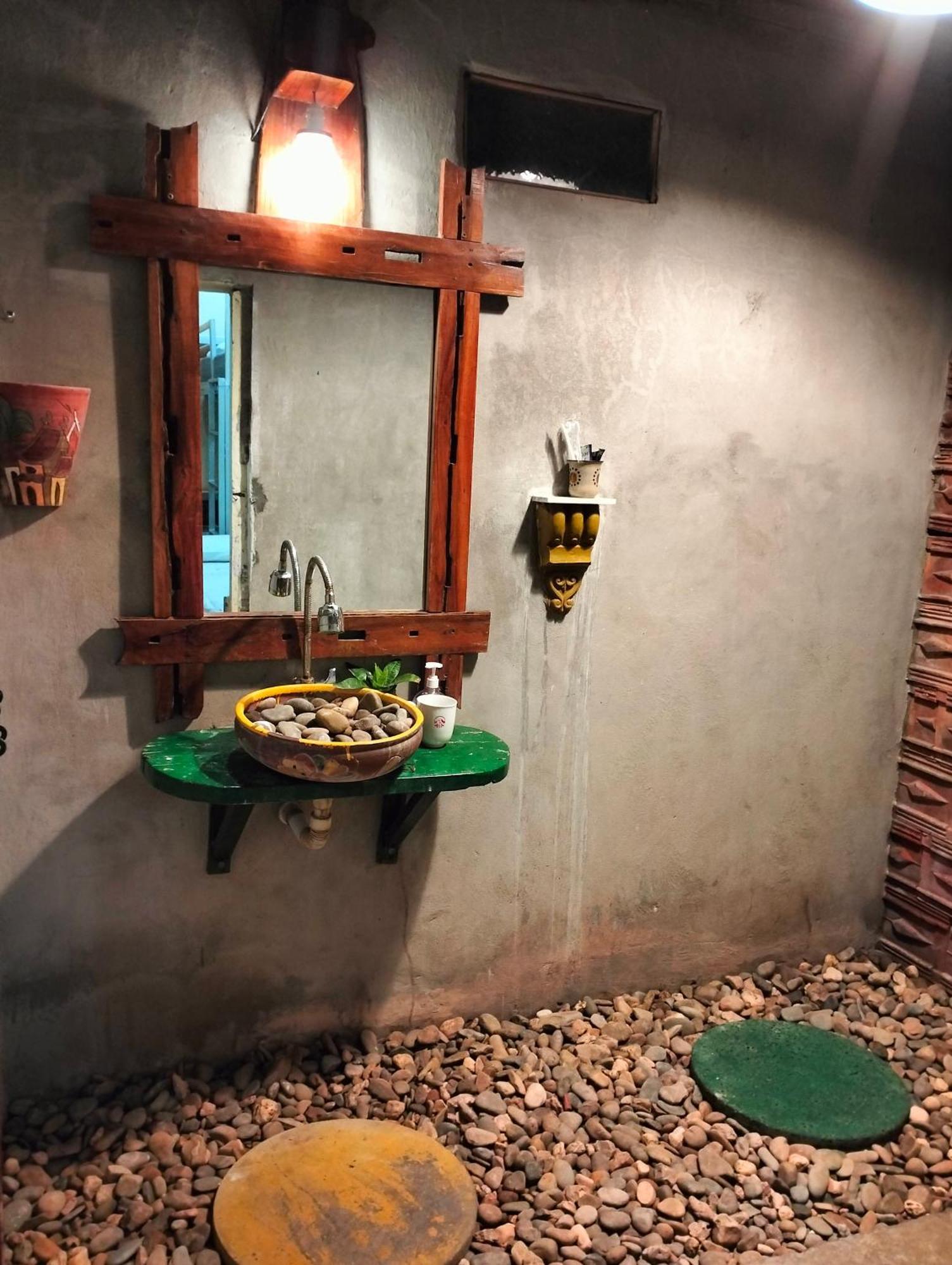 Highway 20 Homestay Phong Nha Exteriör bild